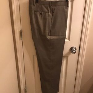 Grey/Green/Brown/Beige Flat Front Lauren Ralph Lauren Dress Paints size 34/32